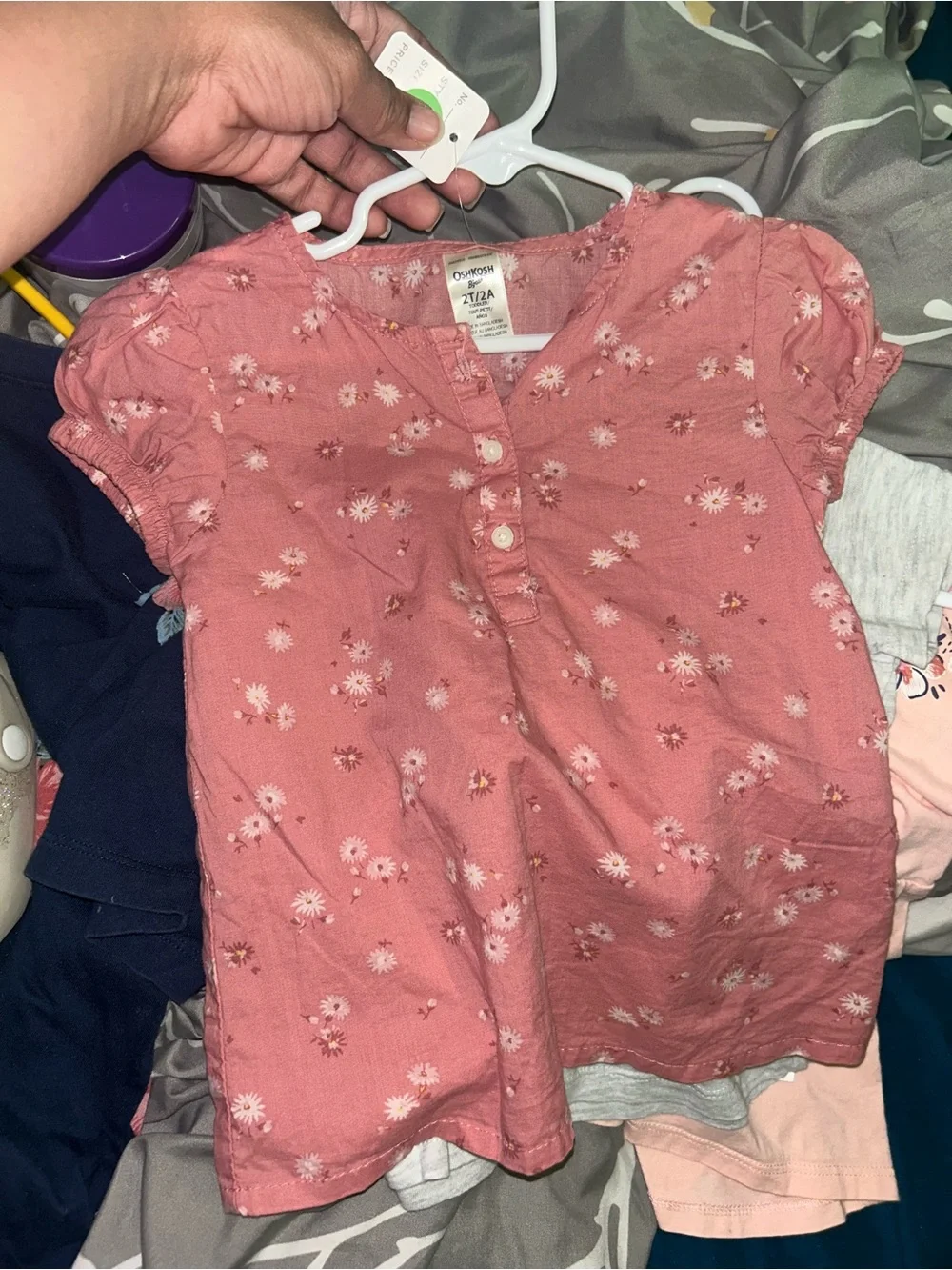 🍄3 for $10🍄 OshKosh B'gosh Dusty Rose Floral Henley Top